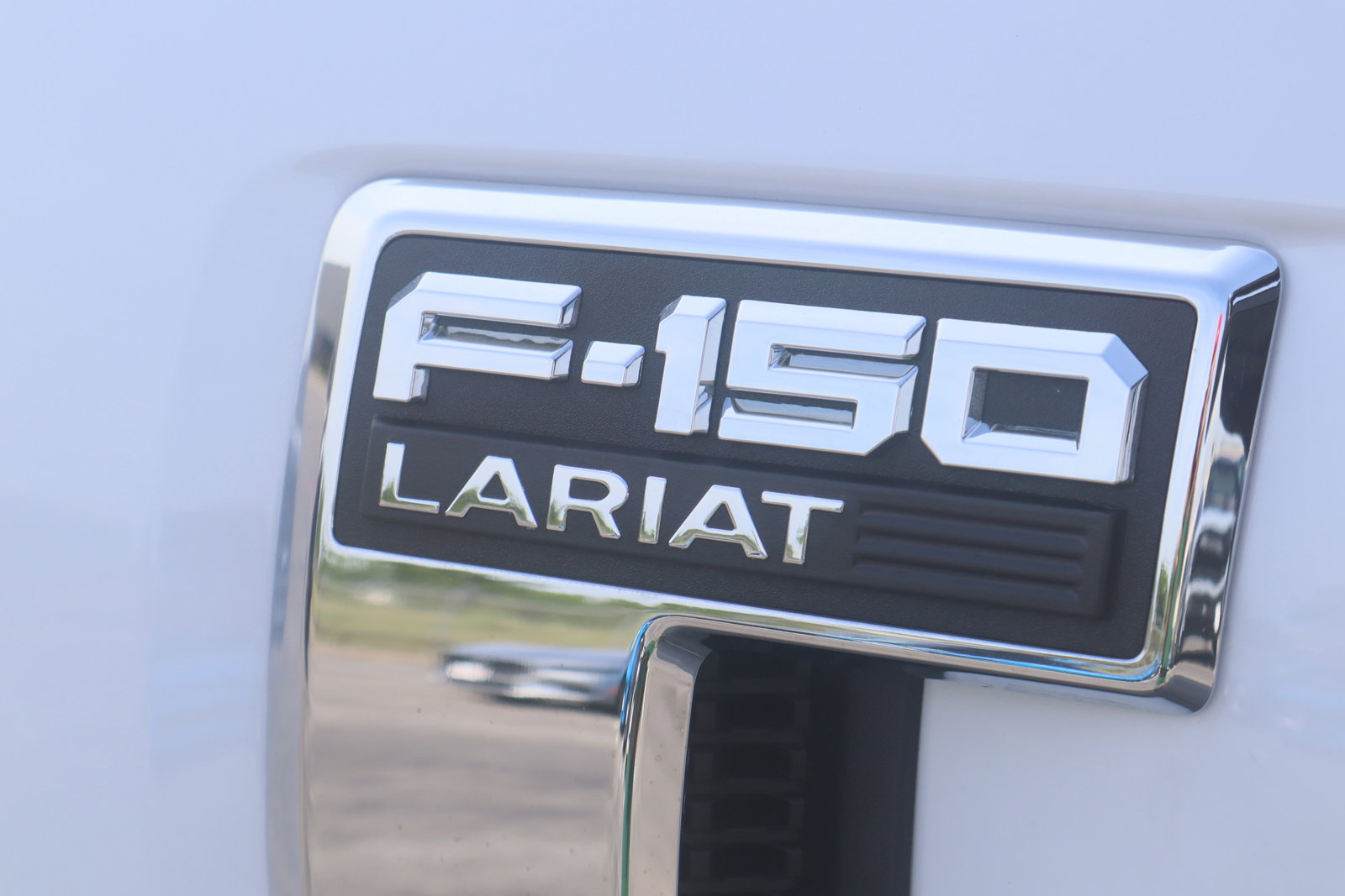 New 2025 Ford F150 Lariat w/ Equipment Group 501A Mid image 11