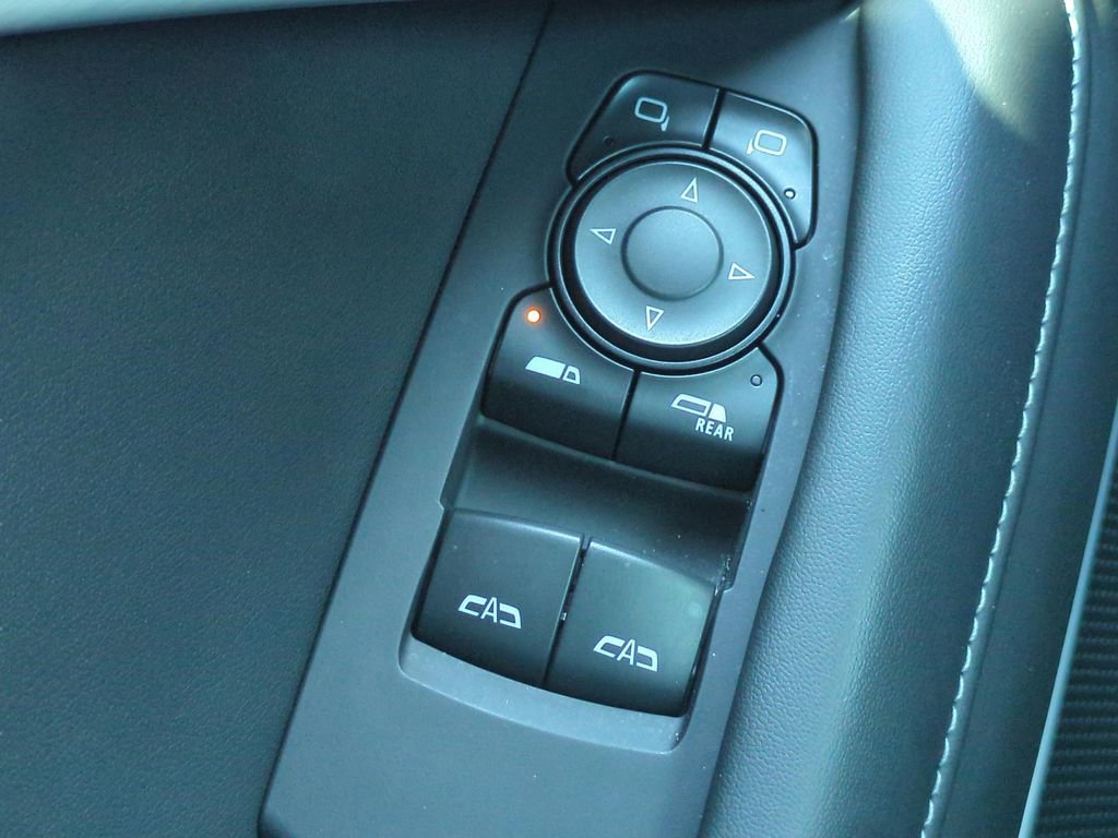 Used 2021 Chevrolet Camaro LT w/ LPO, Ground Effects Package image 17