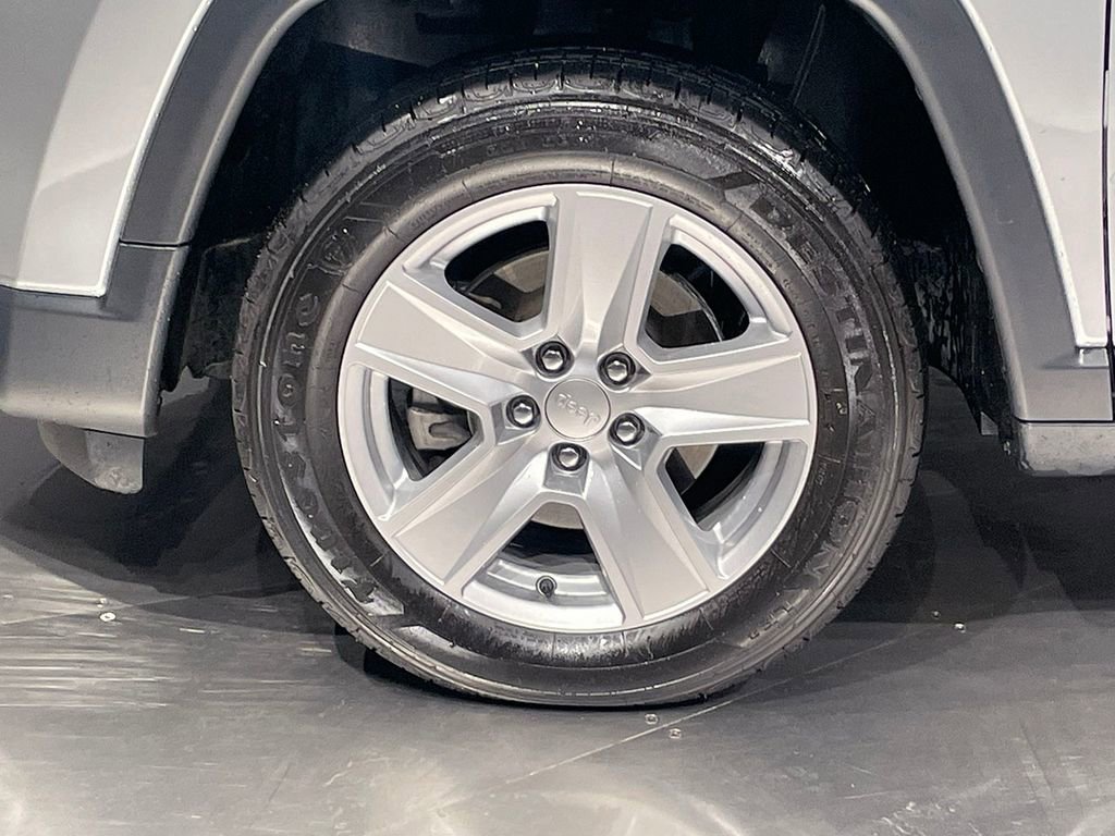 Used 2022 Jeep Compass Latitude w/ Convenience Group image 17