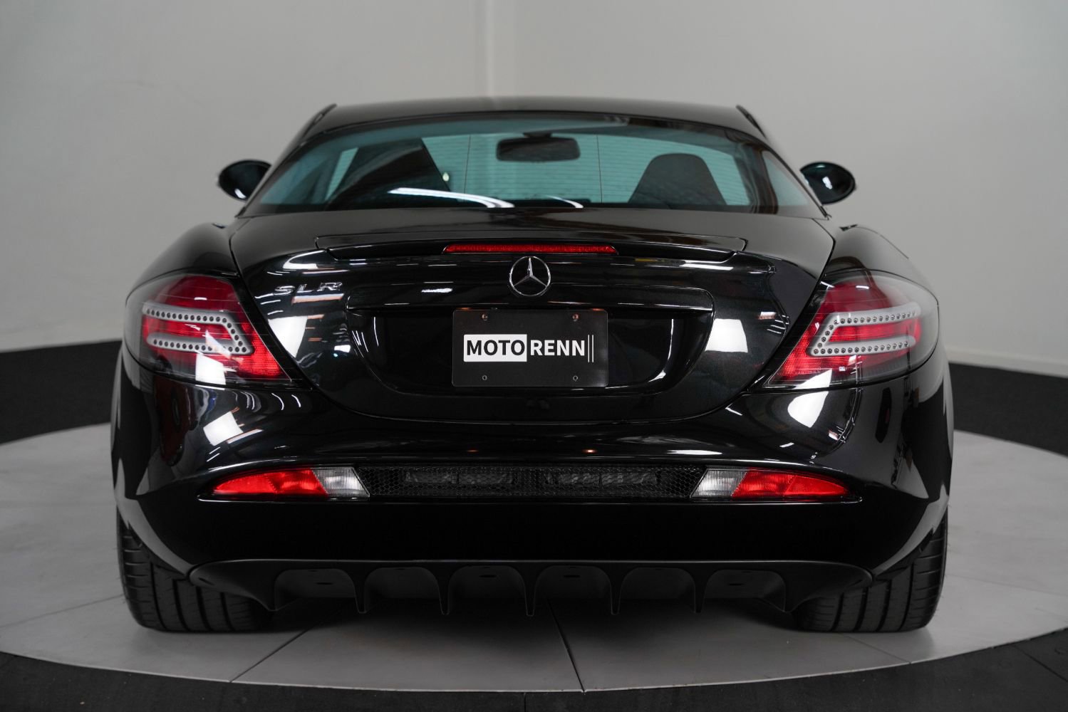 Used 2006 Mercedes-Benz SLR image 8