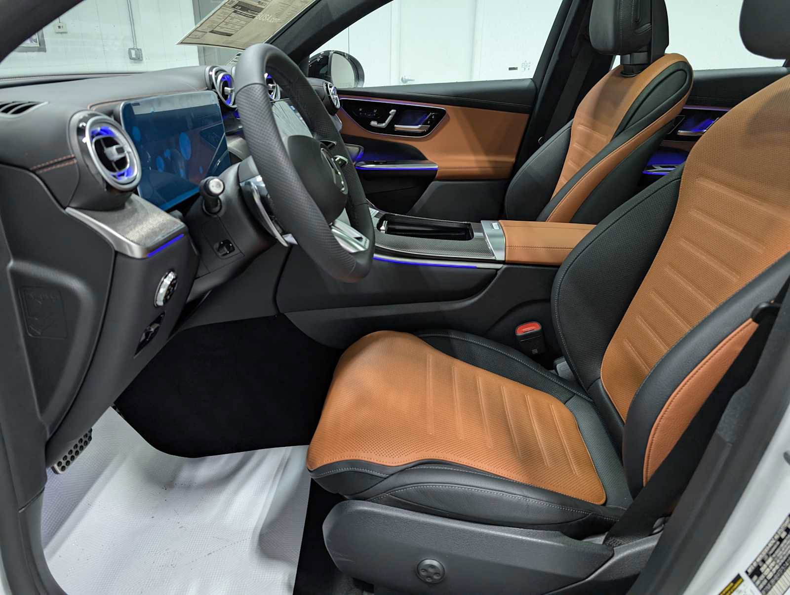 New 2026 Mercedes-Benz GLC 43 AMG 4MATIC Coupe image 4