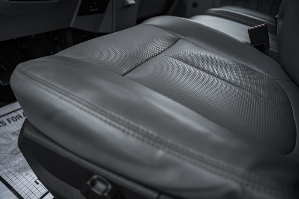 Used 2015 Ford F450 XL w/ XL Value Package image 40