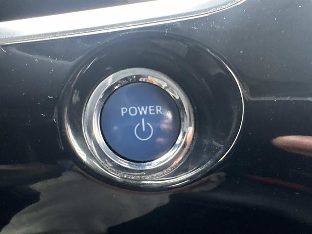 Used 2021 Toyota Prius Prime XLE image 13