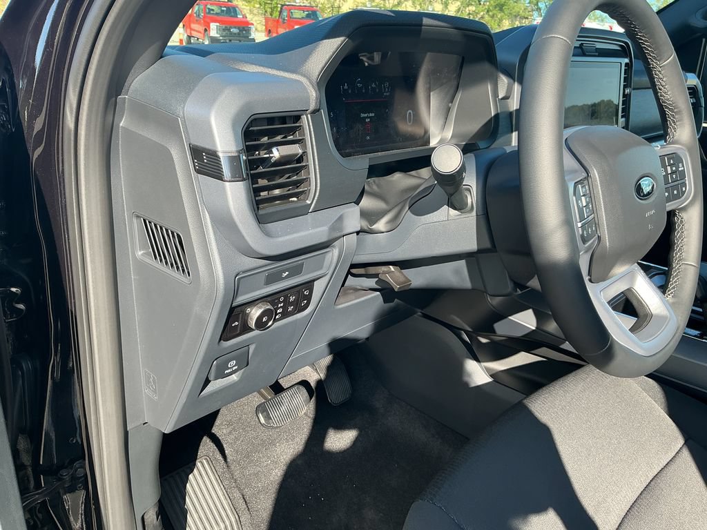 New 2026 Ford F150 XLT w/ Equipment Group 302A MID AWD/4WD image 17