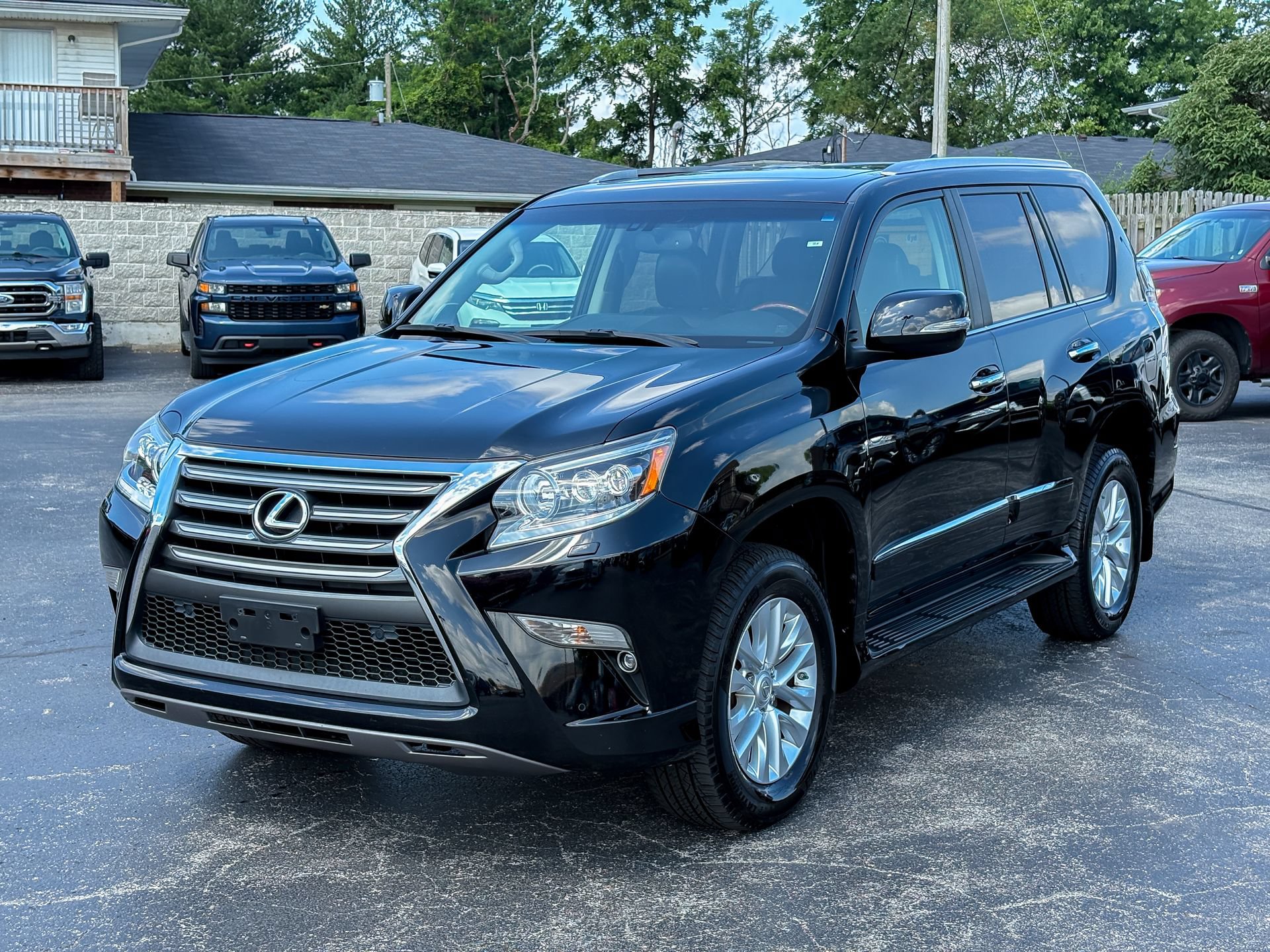 Used 2016 Lexus GX 460 w/ Premium Package AWD/4WD image 5
