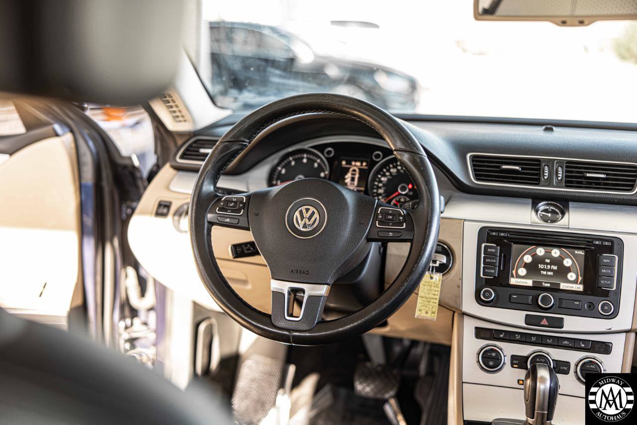 Used 2015 Volkswagen CC R-Line FWD image 33