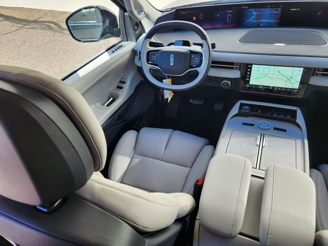 New 2026 Lincoln Navigator Reserve image 10