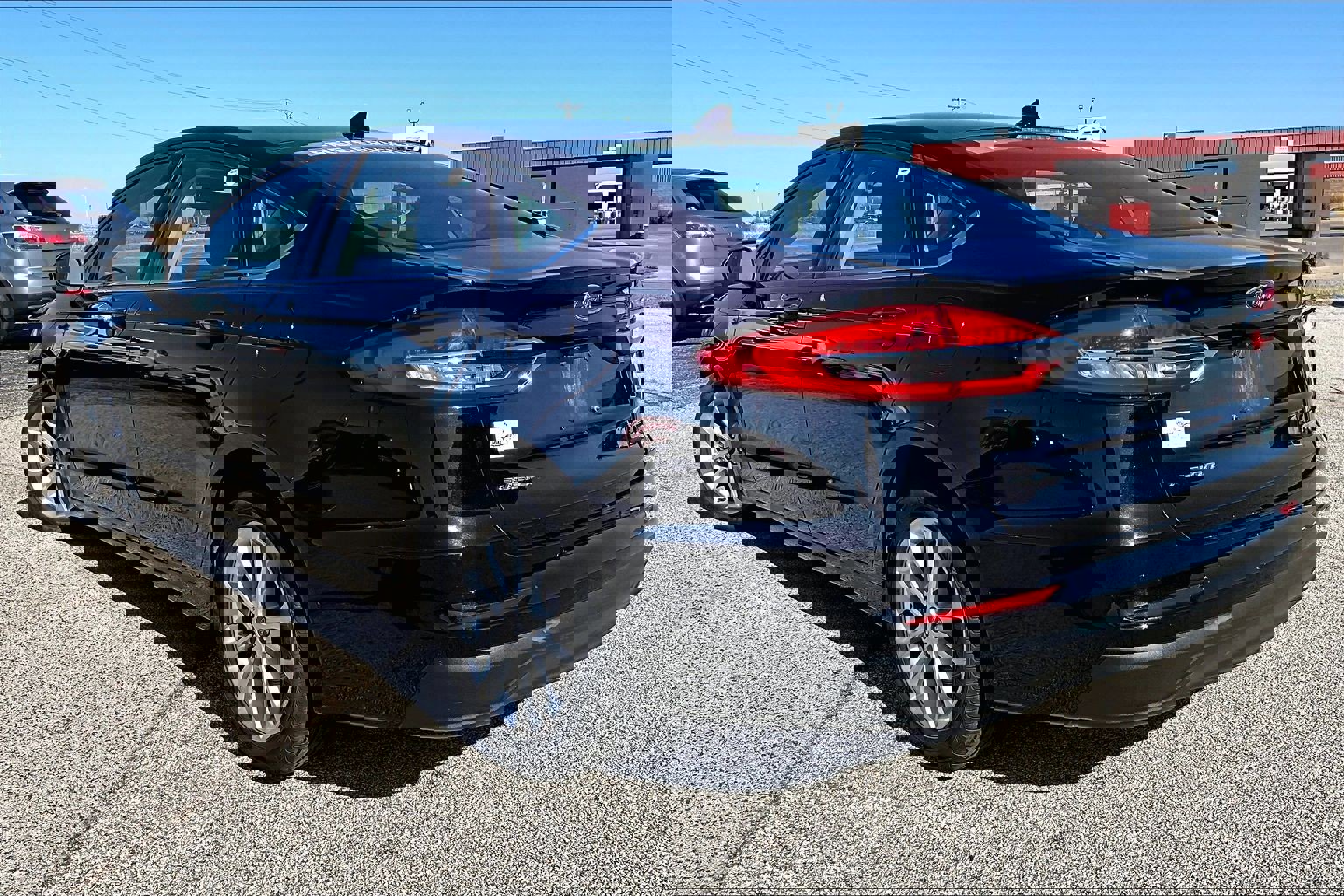 Used 2020 Ford Fusion SE image 5