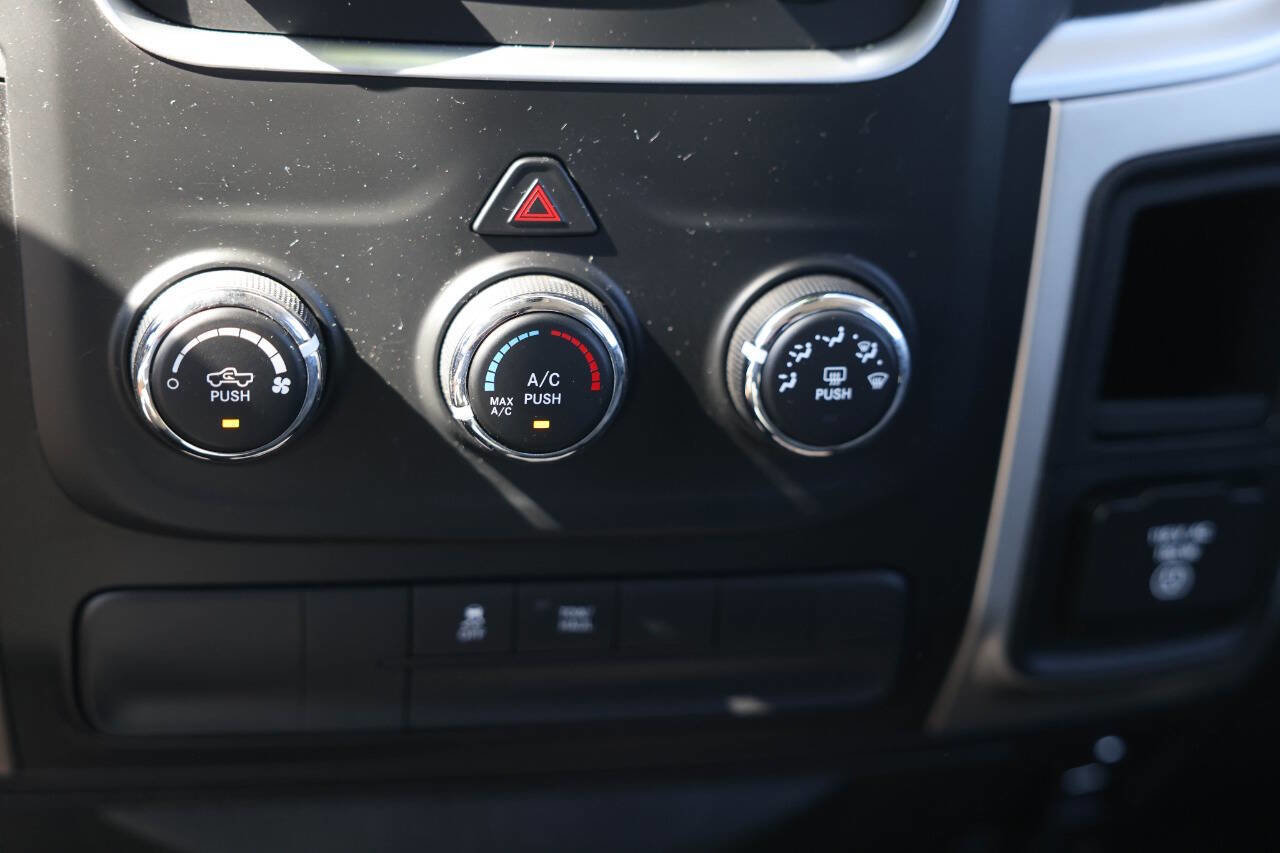 Used 2015 RAM 1500 Big Horn AWD/4WD image 21