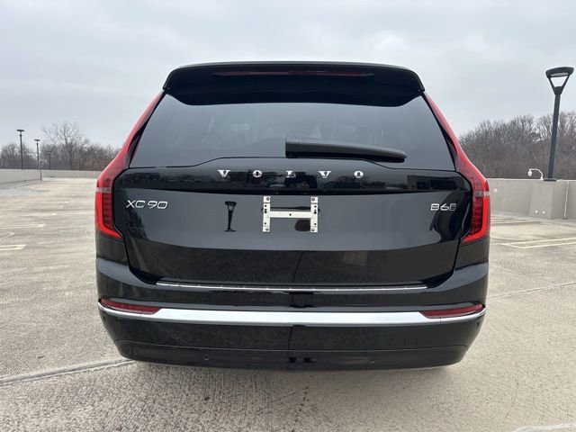 New 2026 Volvo XC90 B6 Plus w/ Protection Package Premier image 6