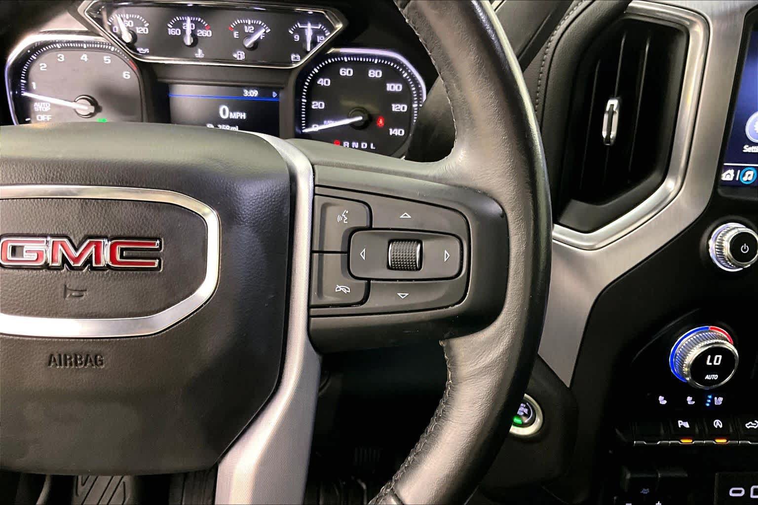 Used 2020 GMC Sierra 1500 SLT AWD/4WD image 23