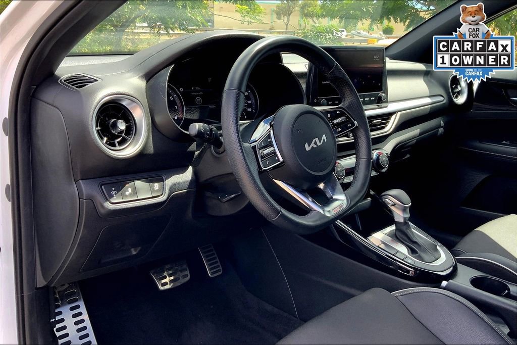 Used 2022 Kia Forte GT-Line image 14