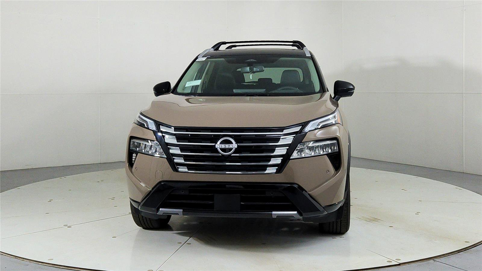 New 2025 Nissan Rogue Platinum w/ Platinum Premium Package image 2