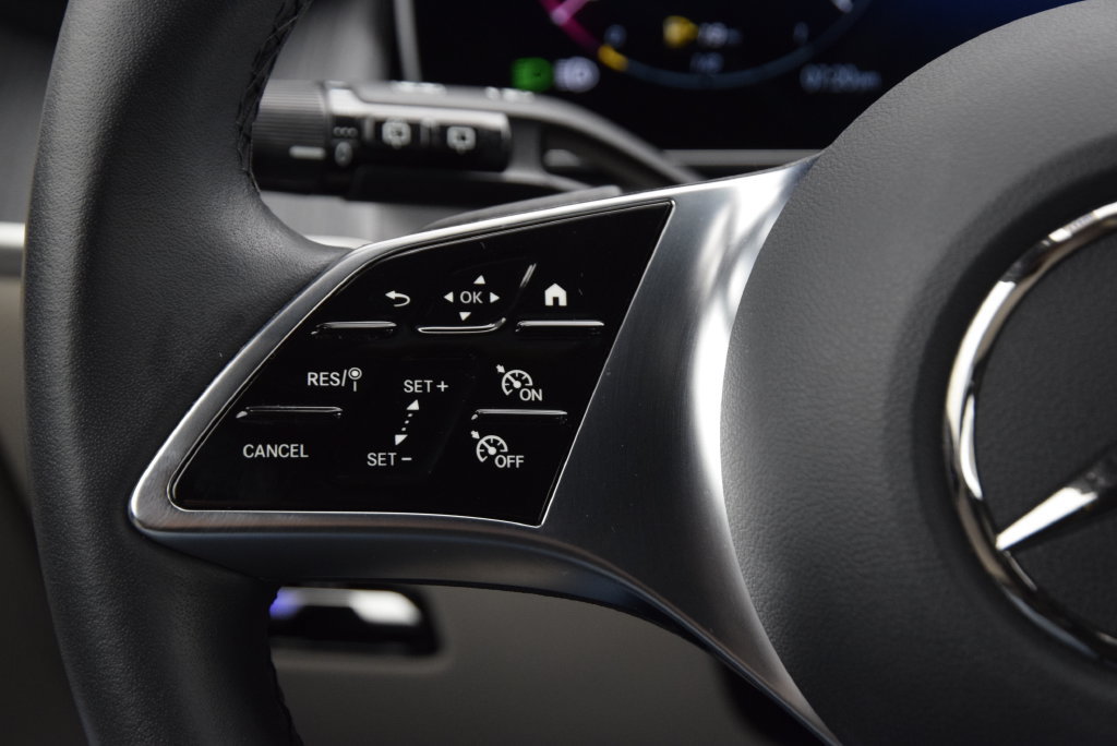 Certified 2025 Mercedes-Benz GLC 350e 4MATIC image 23