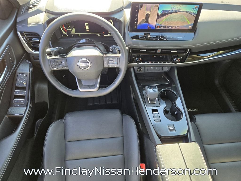 Used 2025 Nissan Rogue SL w/ Tech Package image 14