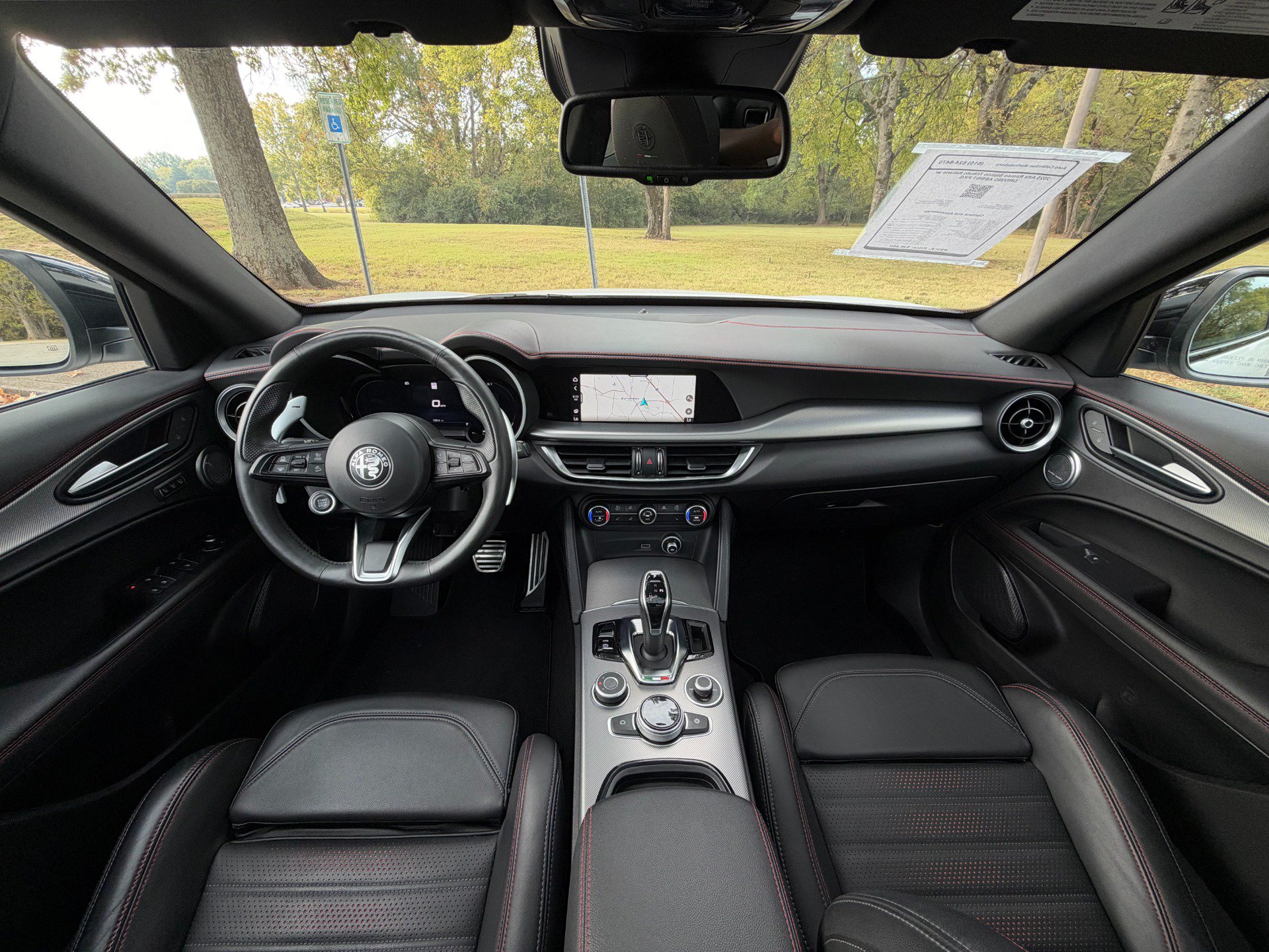 Used 2025 Alfa Romeo Stelvio Tributo Italiano w/ Driving Assist Package AWD/4WD image 27