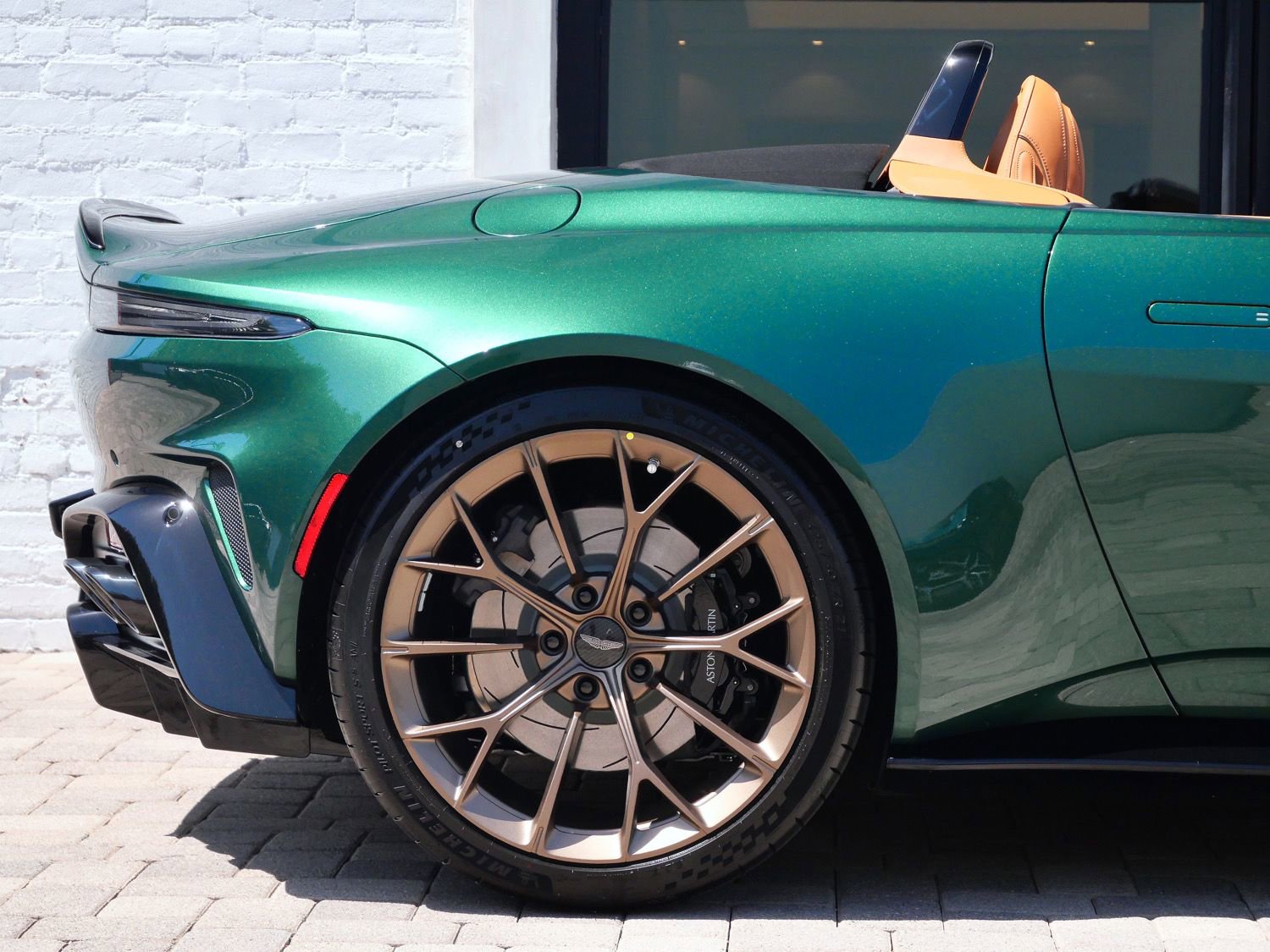 New 2026 Aston Martin V8 Vantage S RWD image 18