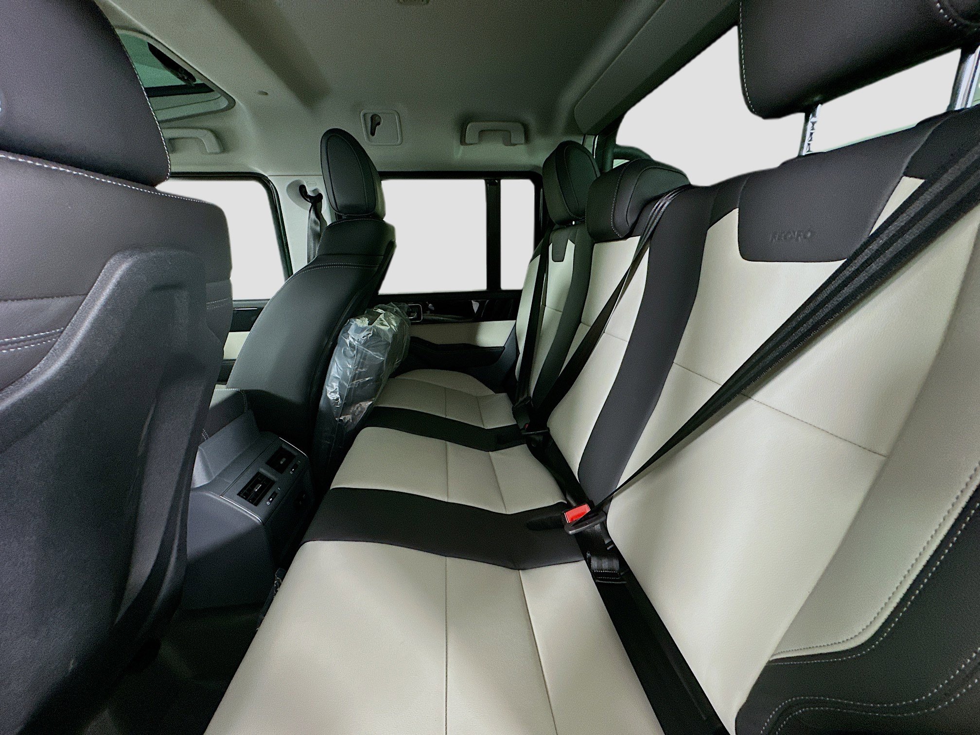 New 2025 INEOS Grenadier Fieldmaster Edition AWD/4WD image 39