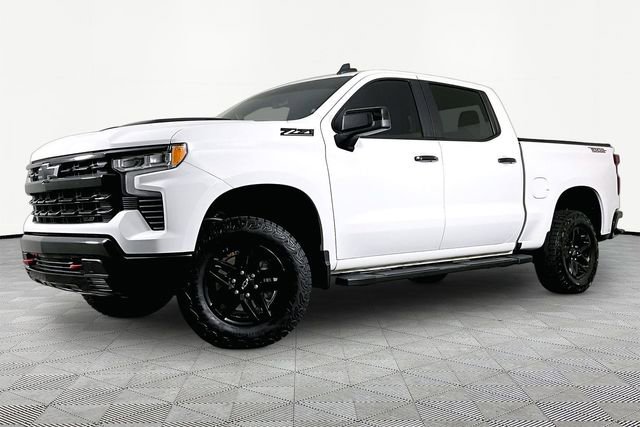Used 2024 Chevrolet Silverado 1500 LT Trail Boss w/ LPO, Dark Essentials Package AWD/4WD image 1