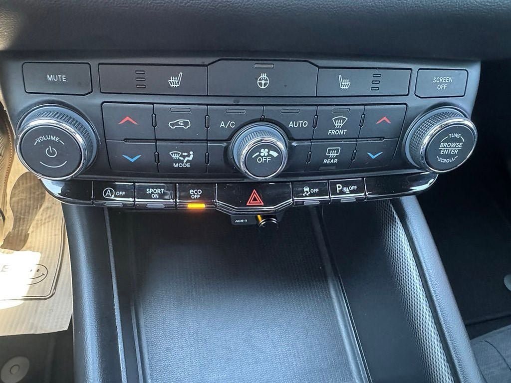 Used 2023 Dodge Durango GT RWD image 24