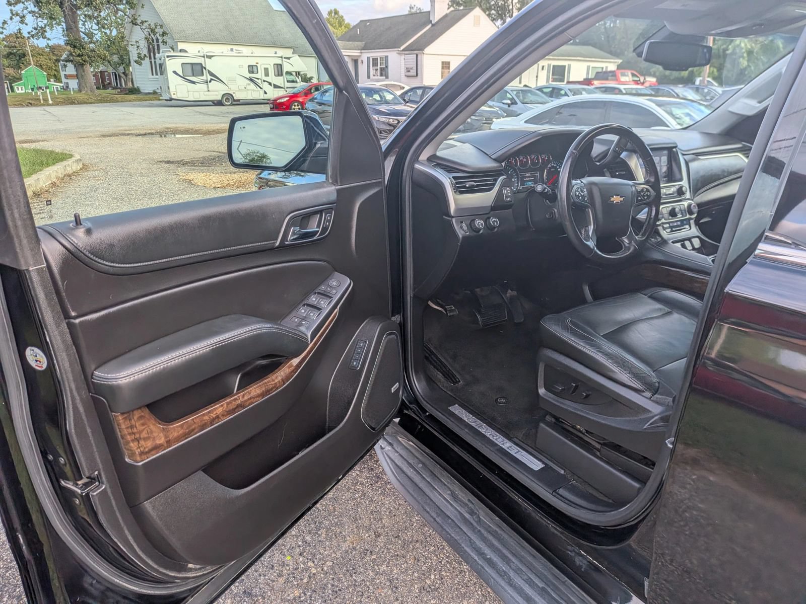Used 2017 Chevrolet Tahoe LT AWD/4WD image 22