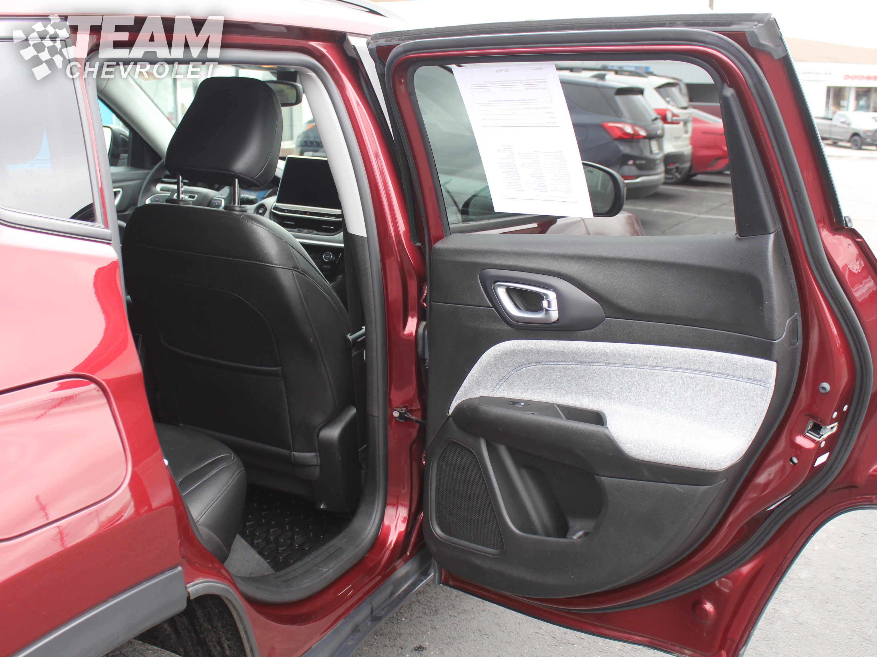 Used 2022 Jeep Compass Latitude image 22