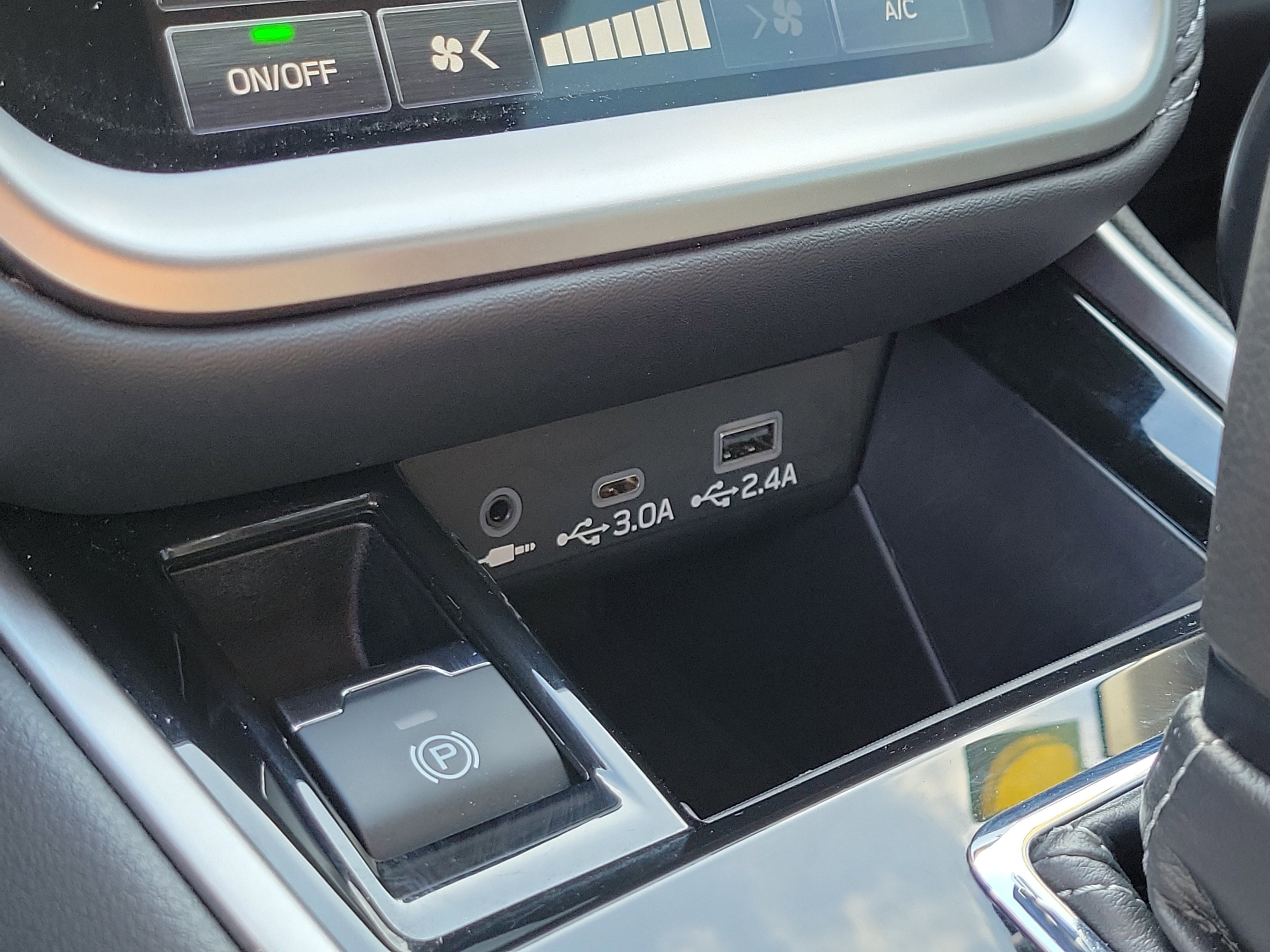 Used 2023 Subaru Legacy Limited image 29