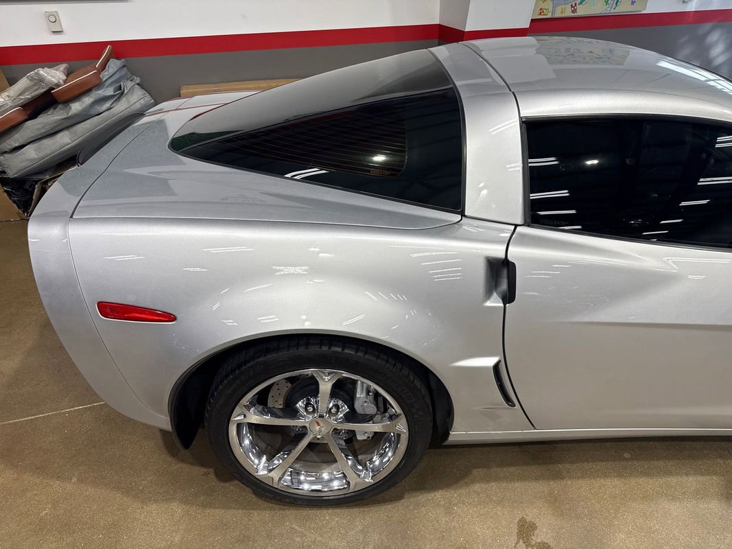 Used 2012 Chevrolet Corvette Grand Sport w/ 3LT Preferred Equipment Group image 37