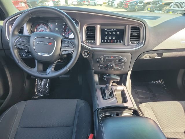 Used 2019 Dodge Charger SXT w/ Blacktop Package image 8