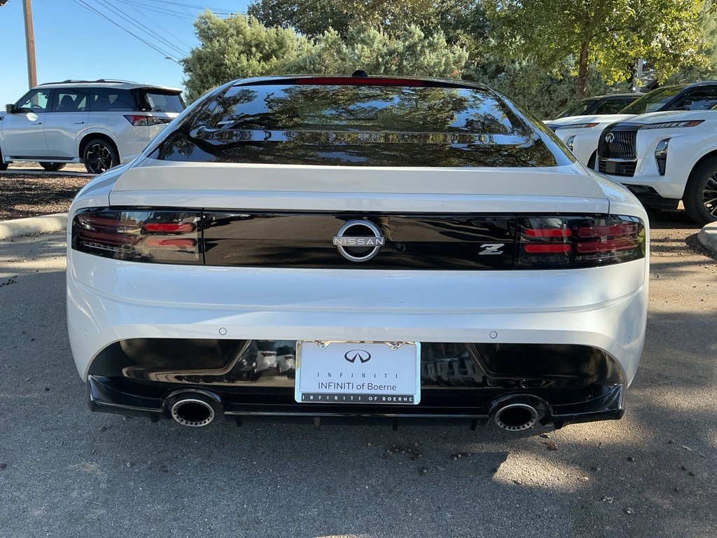 Used 2025 Nissan Z Performance w/ Floor Mat Package image 4