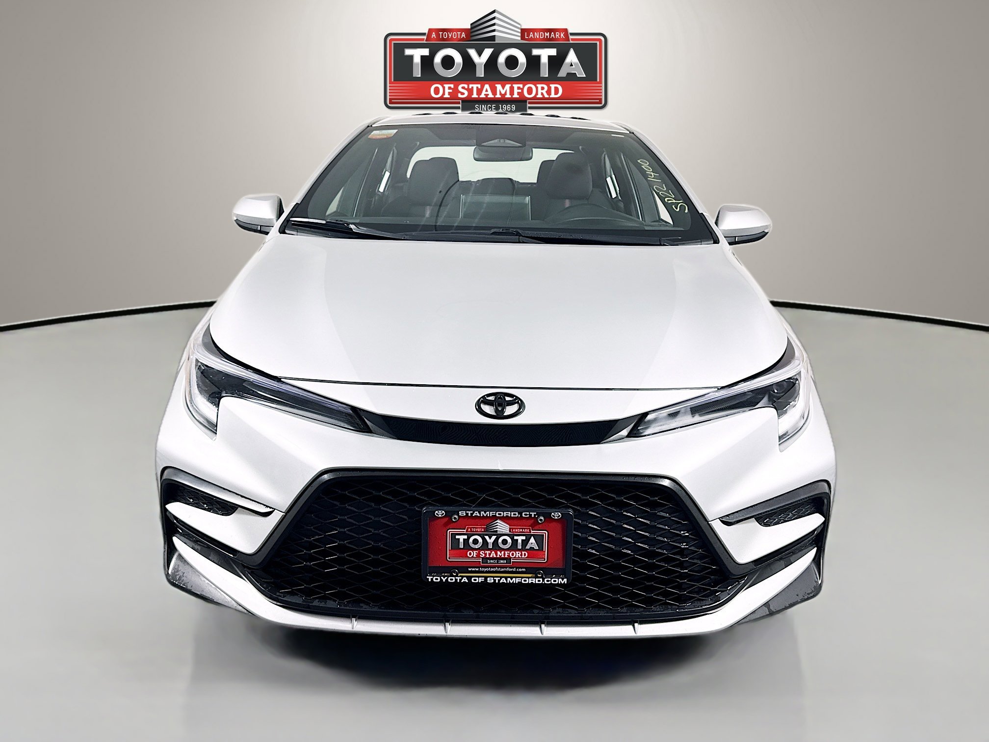 Certified 2025 Toyota Corolla SE w/ SE Premium Package image 2