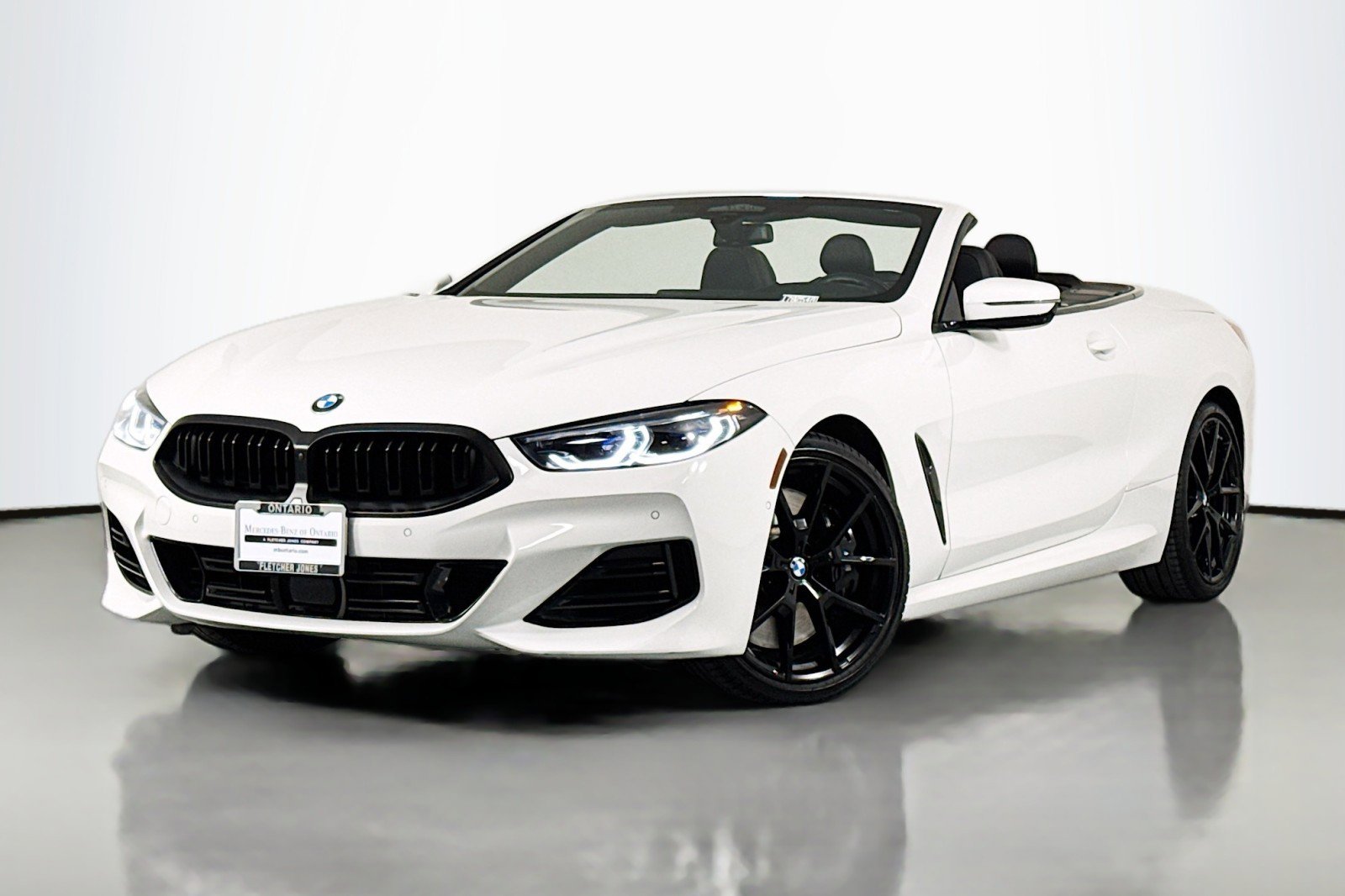 Used 2024 BMW 840i Convertible RWD image 2
