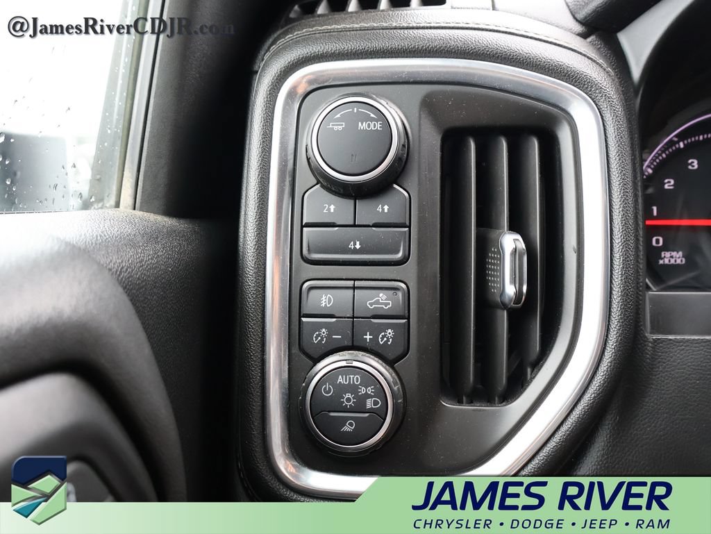Used 2020 Chevrolet Silverado 2500 LT w/ Texas Edition AWD/4WD image 30