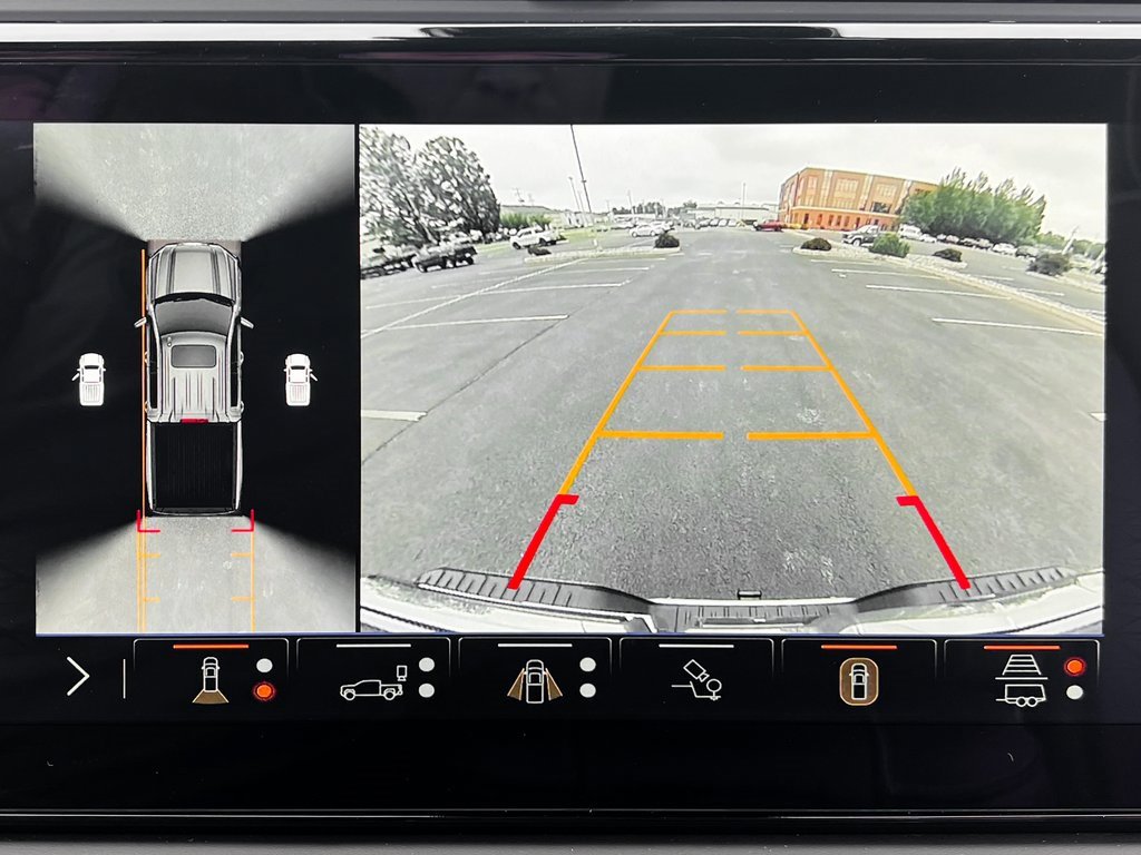 Used 2025 GMC Sierra 3500 Denali Ultimate image 6