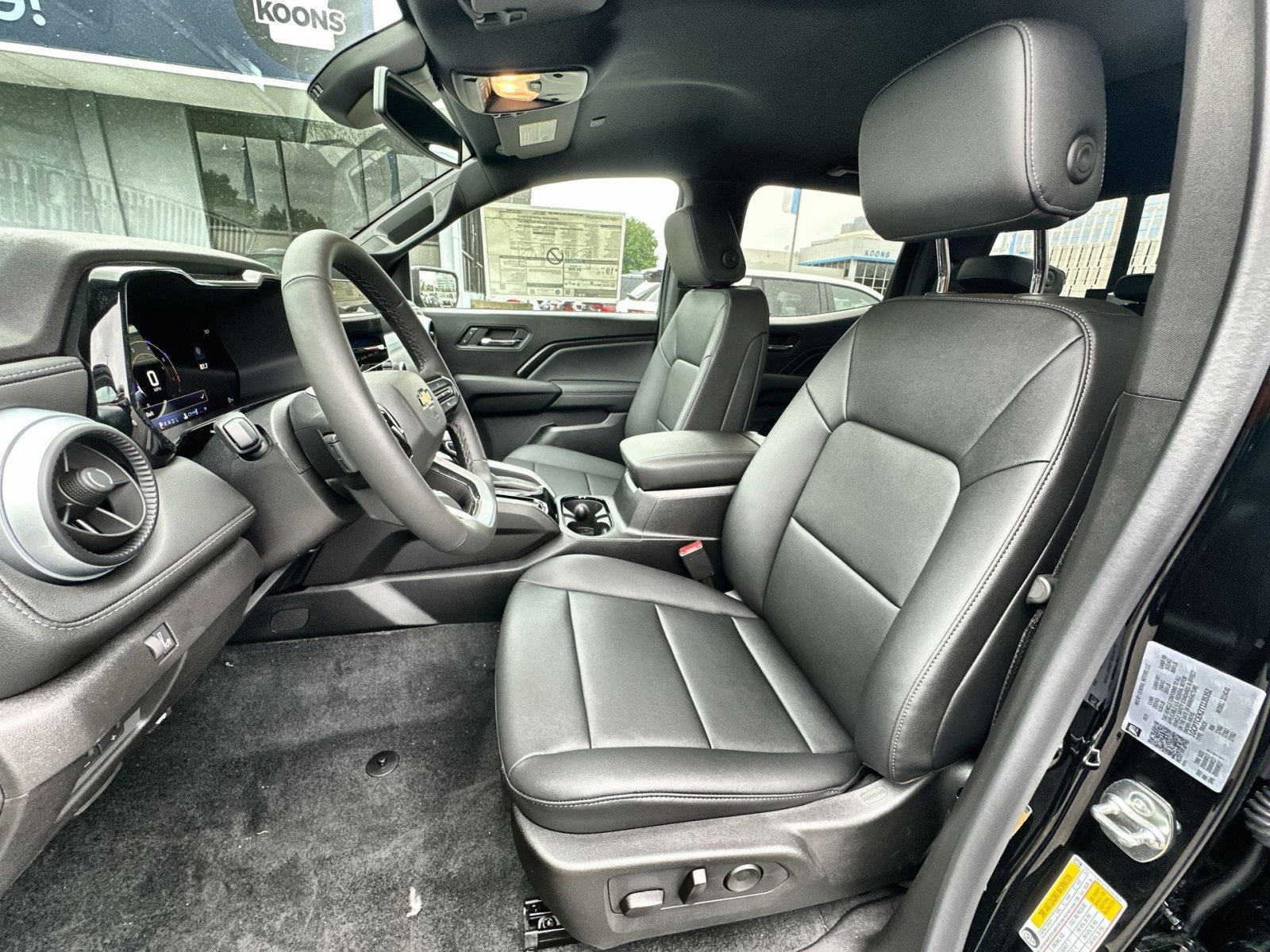 New 2026 Chevrolet Colorado LT w/ LT Convenience Package AWD/4WD image 13