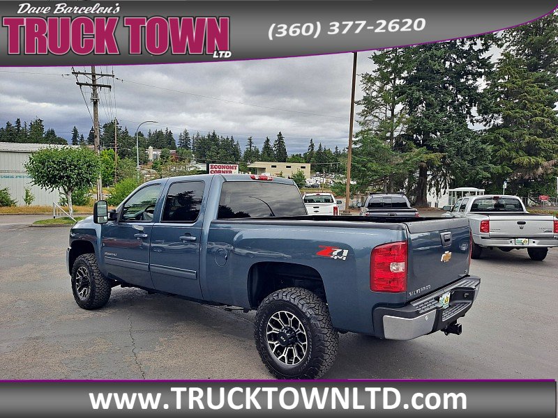 Used 2010 Chevrolet Silverado 2500 LTZ w/ Convenience Package image 6