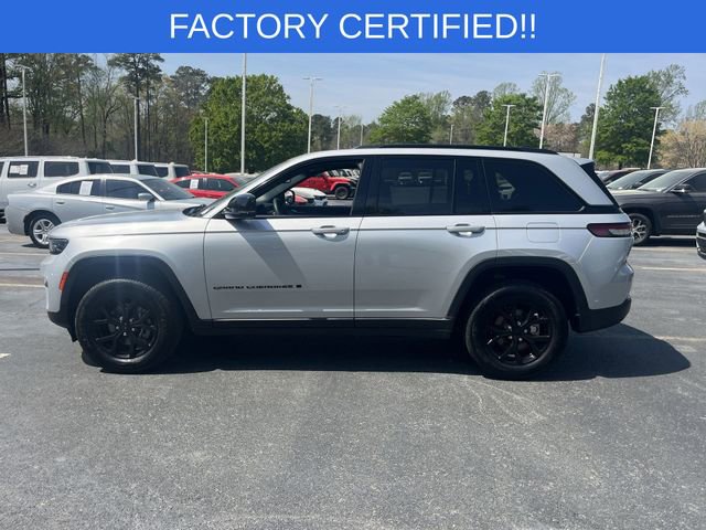 Certified 2024 Jeep Grand Cherokee Altitude image 2