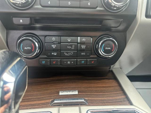 Used 2015 Ford F150 Lariat w/ Equipment Group 501A Mid AWD/4WD image 45
