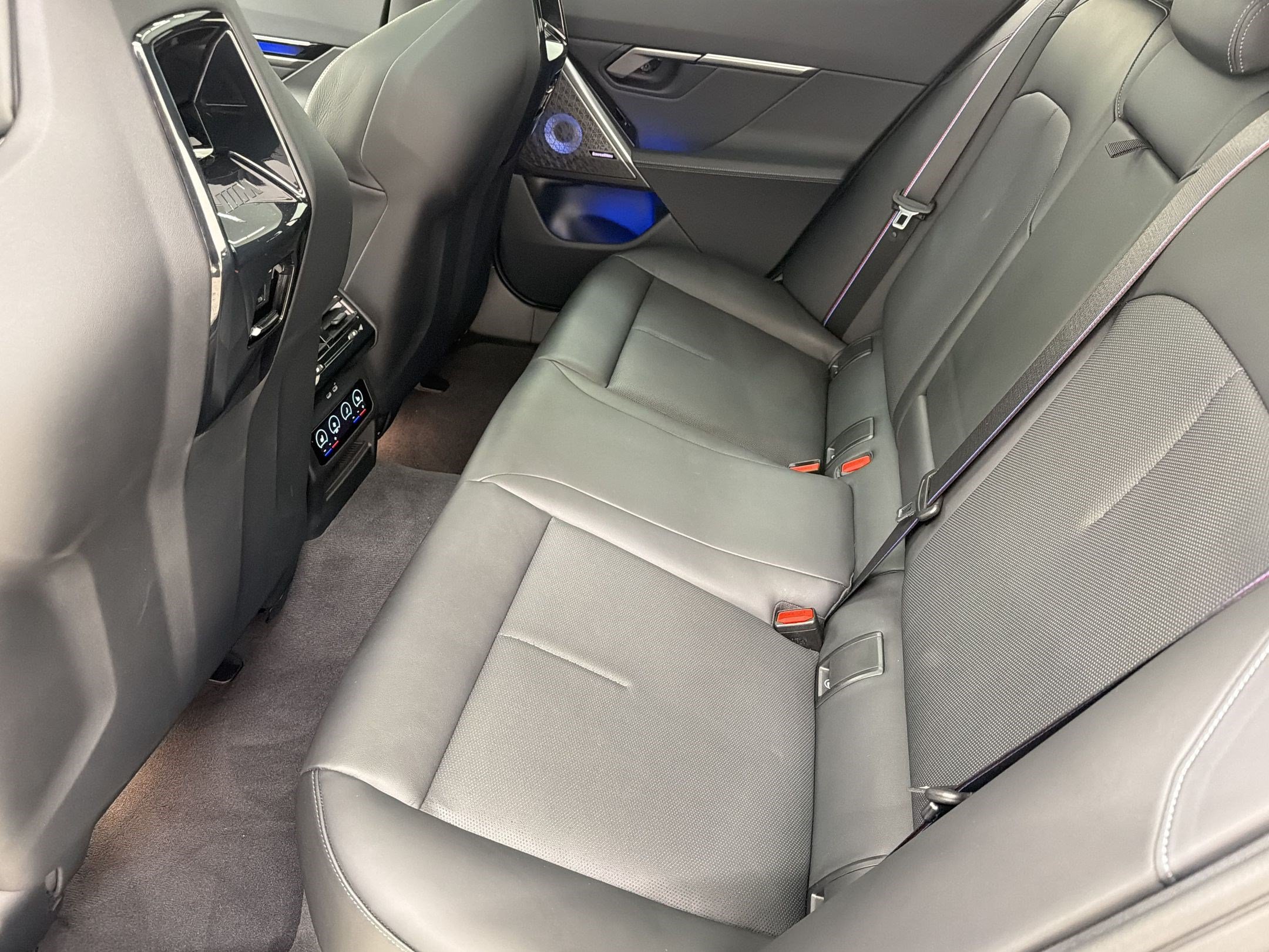 Used 2025 BMW M5 Touring AWD/4WD image 25