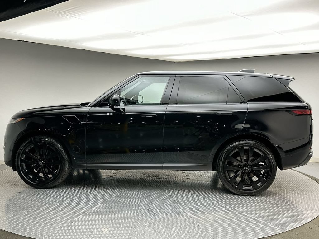 Used 2023 Land Rover Range Rover Sport SE AWD/4WD image 10