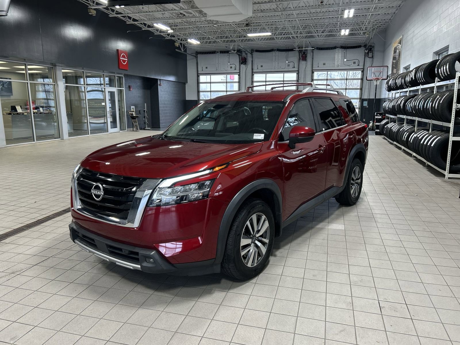 Certified 2023 Nissan Pathfinder SL image 32