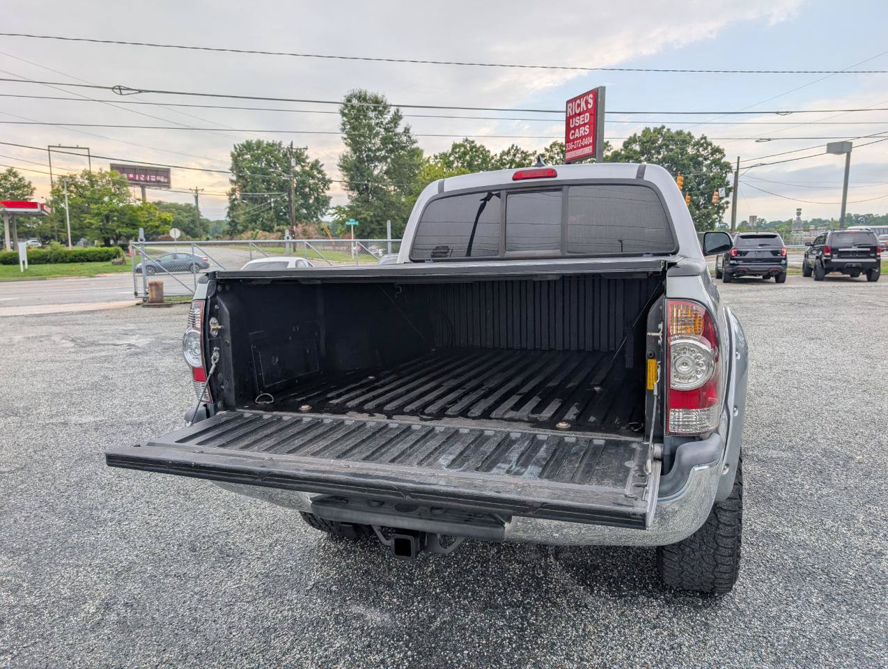 Used 2015 Toyota Tacoma PreRunner w/ SR5 Package RWD image 21