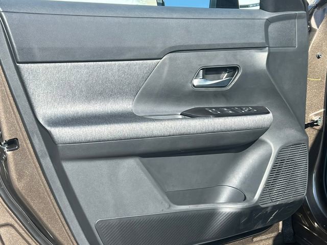 New 2026 Nissan Kicks SV w/ Charging Package image 11