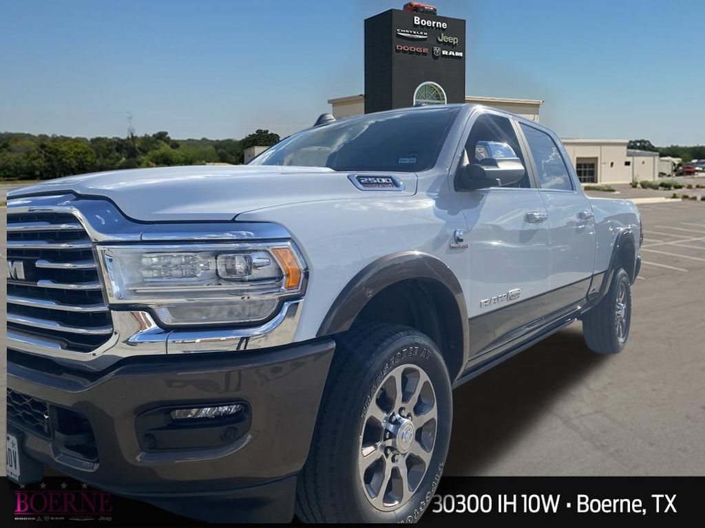 Used 2022 RAM 2500 Limited AWD/4WD image 3