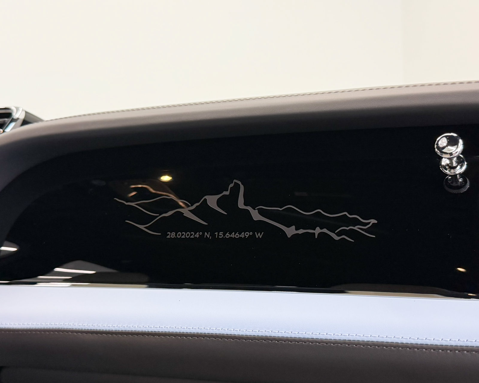New 2027 Bentley Bentayga AWD/4WD image 36