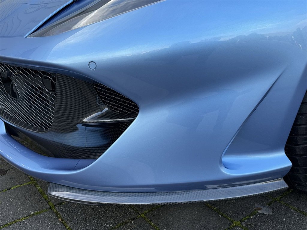 Used 2021 Ferrari 812 GTS image 34