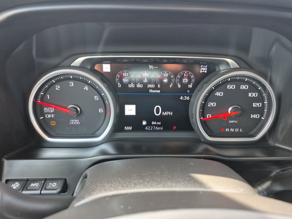Used 2019 Chevrolet Silverado 1500 High Country w/ Technology Package AWD/4WD image 15