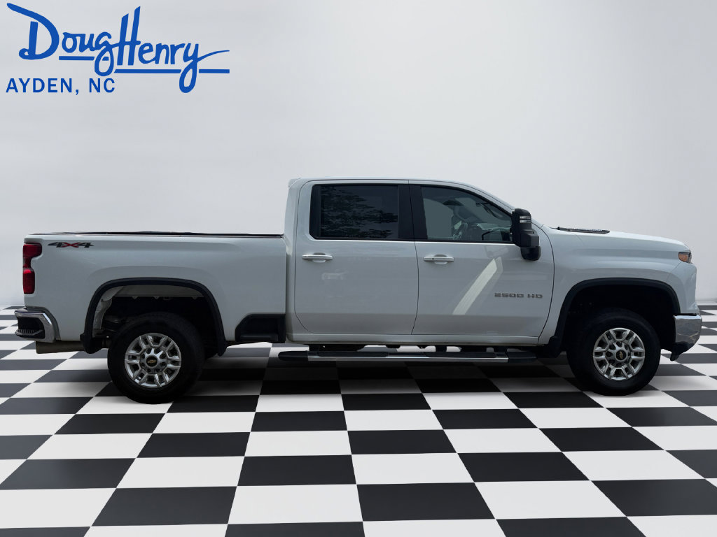 Used 2025 Chevrolet Silverado 2500 LT w/ Safety Package AWD/4WD image 6