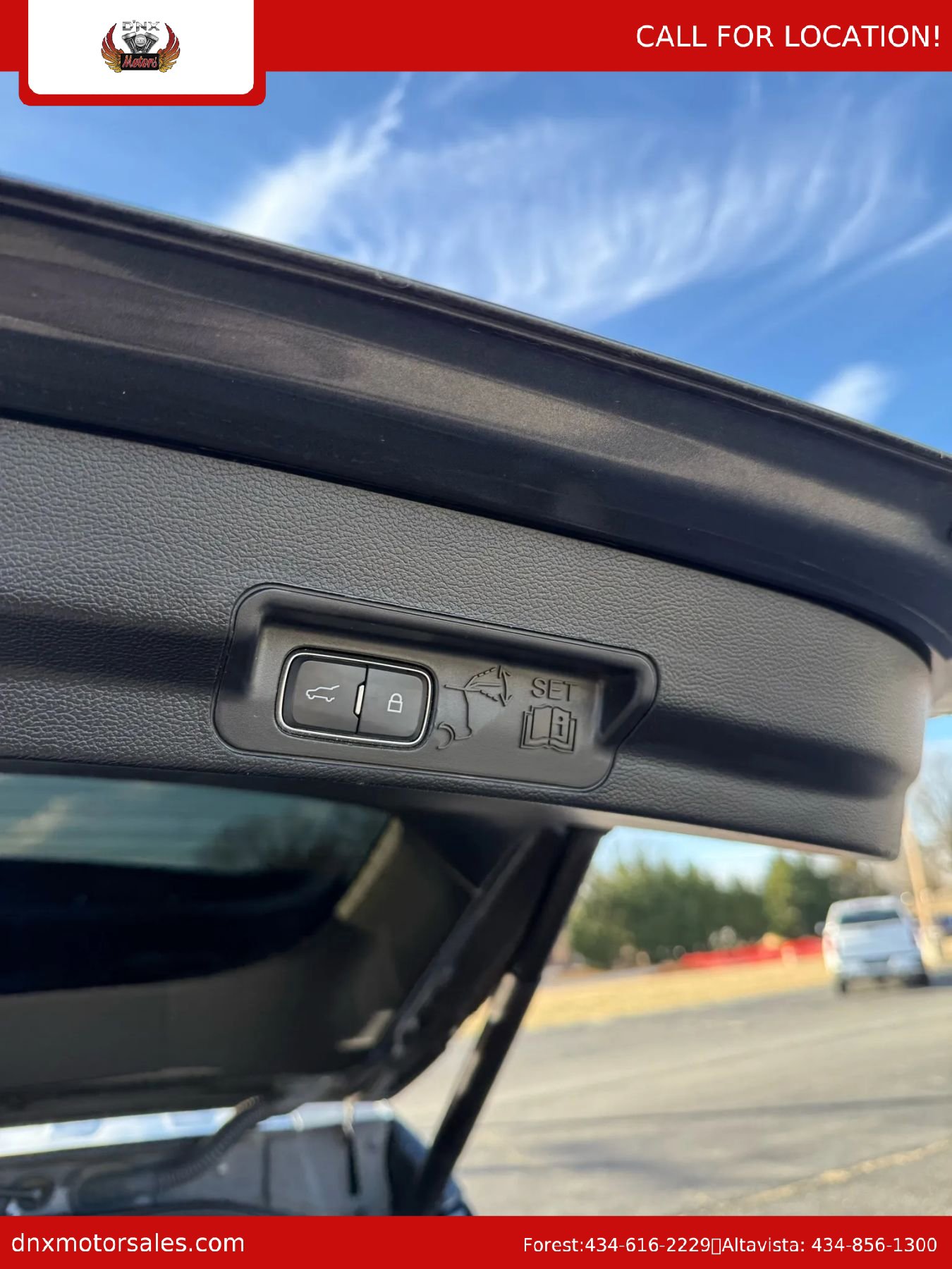 Used 2020 Ford Explorer Platinum w/ Premium Technology Package image 61