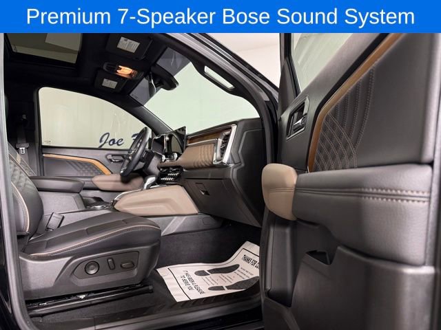 Used 2024 GMC Canyon Denali image 16